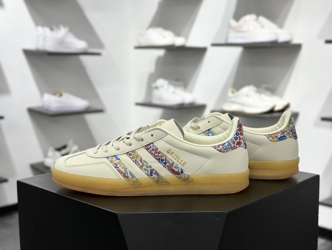 180 adidas Originals Gazelle INdoor 米色 三叶草休闲防滑耐磨低帮板鞋  JH7370