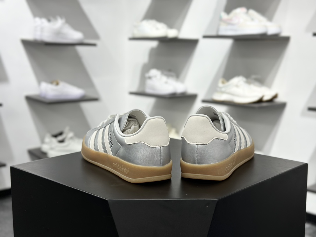 180 AD Gazelle Indoor Trainers 羚羊内训系列低帮复古百搭休闲运动德训风板鞋   JR1206