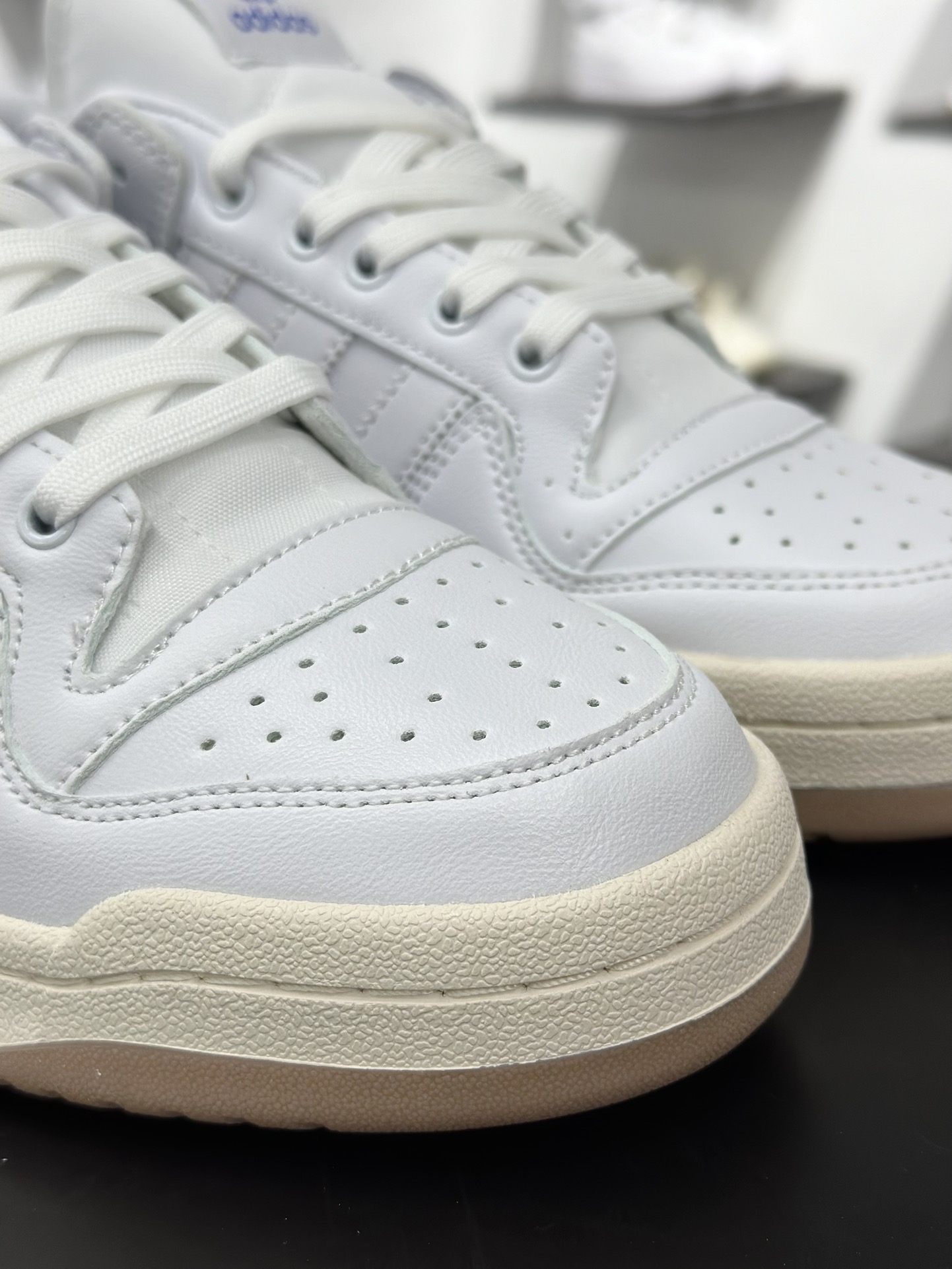 Adidas Forum Low CL 三叶草低邦 HQ4903