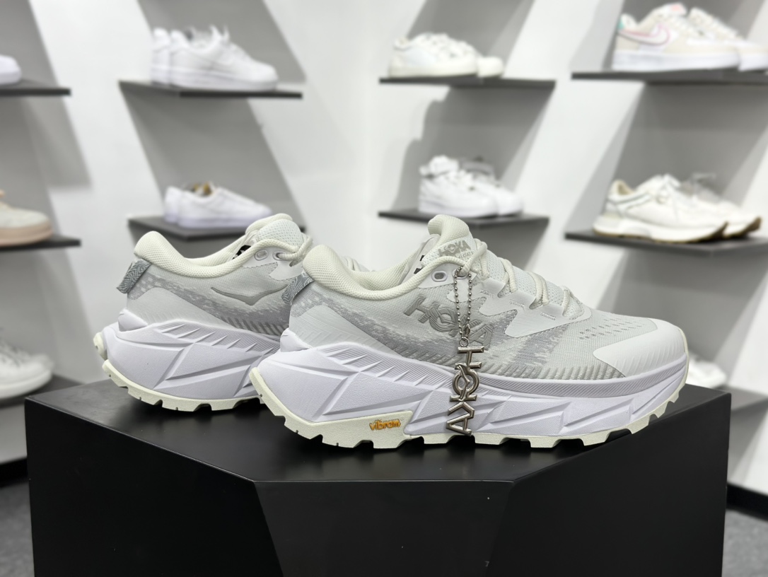 HOKA ONE ONE Skyline-Float X 动感系列 舒适减震防滑低帮跑鞋 1153350