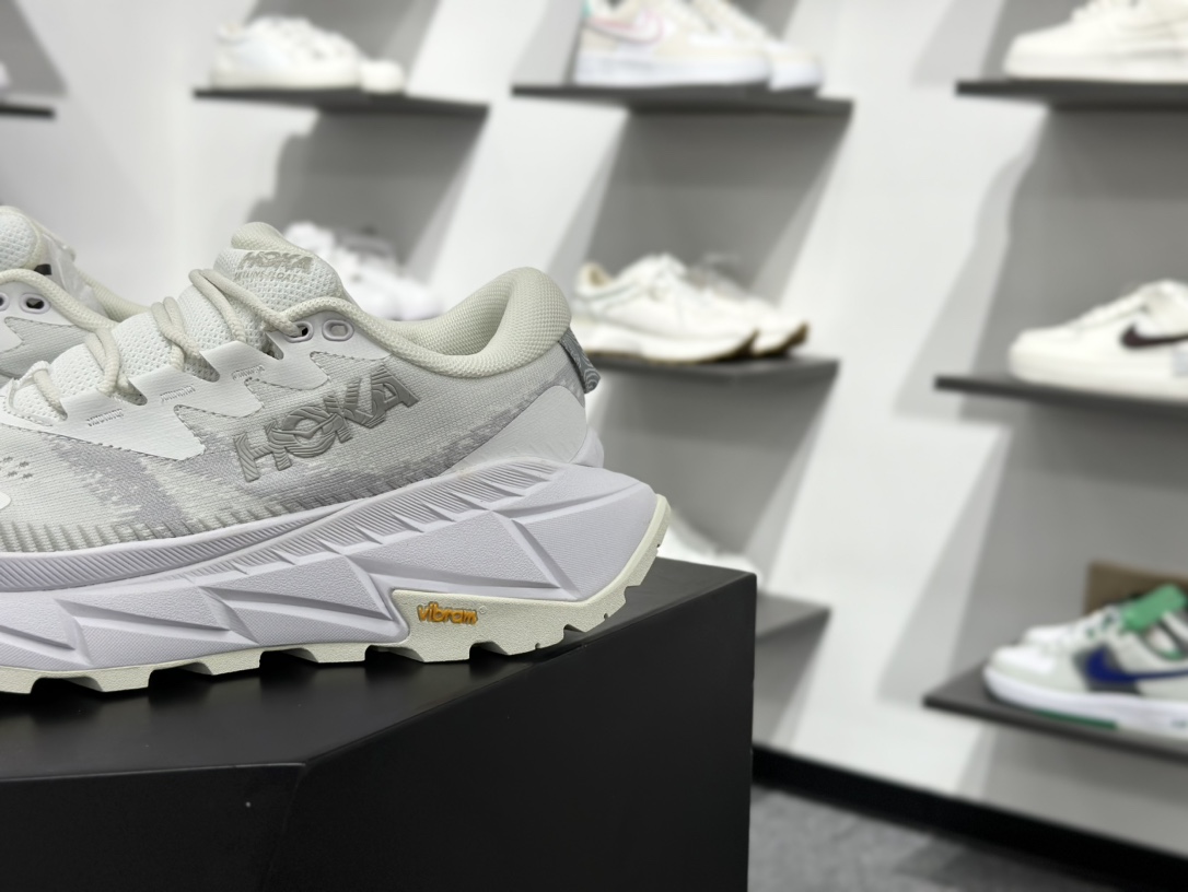 HOKA ONE ONE Skyline-Float X 动感系列 舒适减震防滑低帮跑鞋 1153350