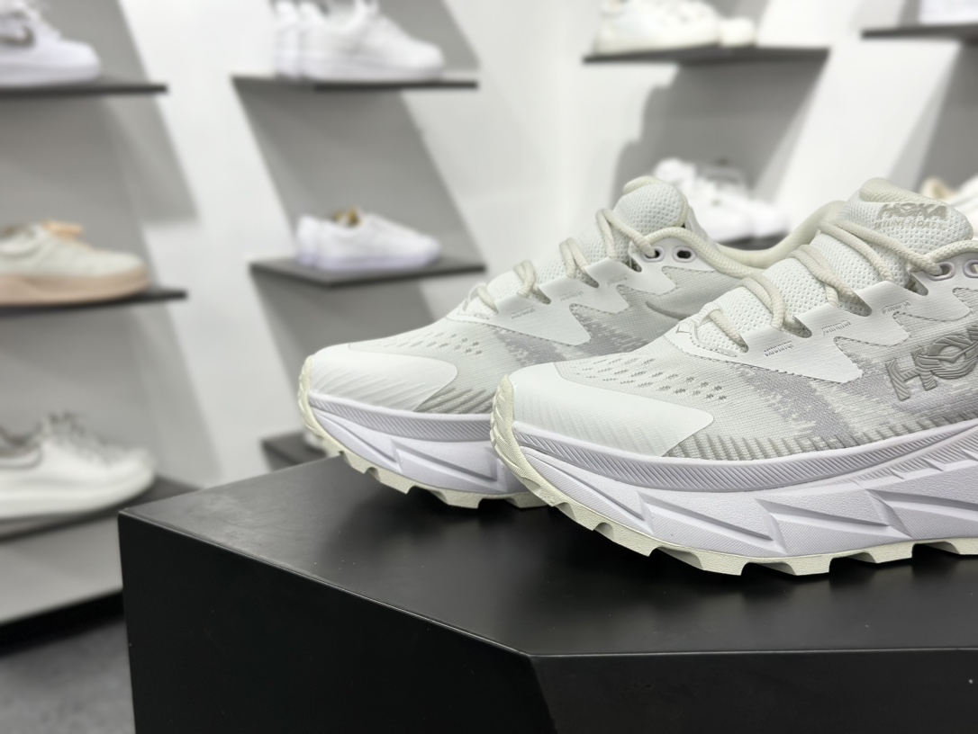 HOKA ONE ONE Skyline-Float X 动感系列 舒适减震防滑低帮跑鞋 1153350