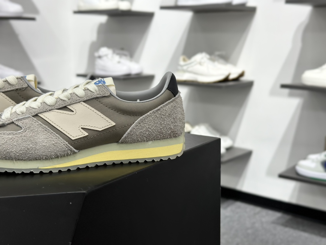 180 New Balance NB471 纯原系列 经典复古时髦 休闲跑步鞋 U471GR818