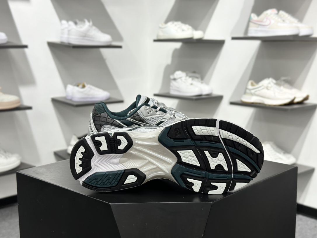 200 亚瑟士 Asics GEL-Kahana NIMBUS 10.1 耐磨透气低帮休闲鞋 1203A543-103