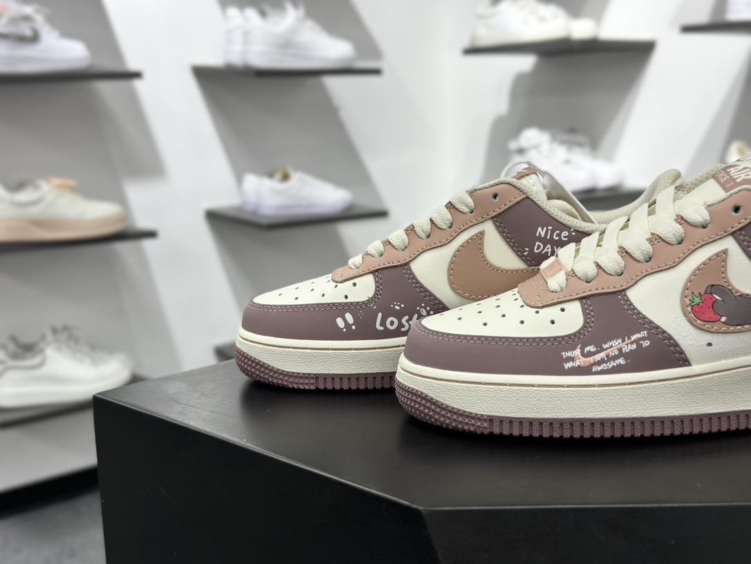 NK Air Force 1′07 Low 空军一号低帮百搭休闲运动板鞋 DB3301-551