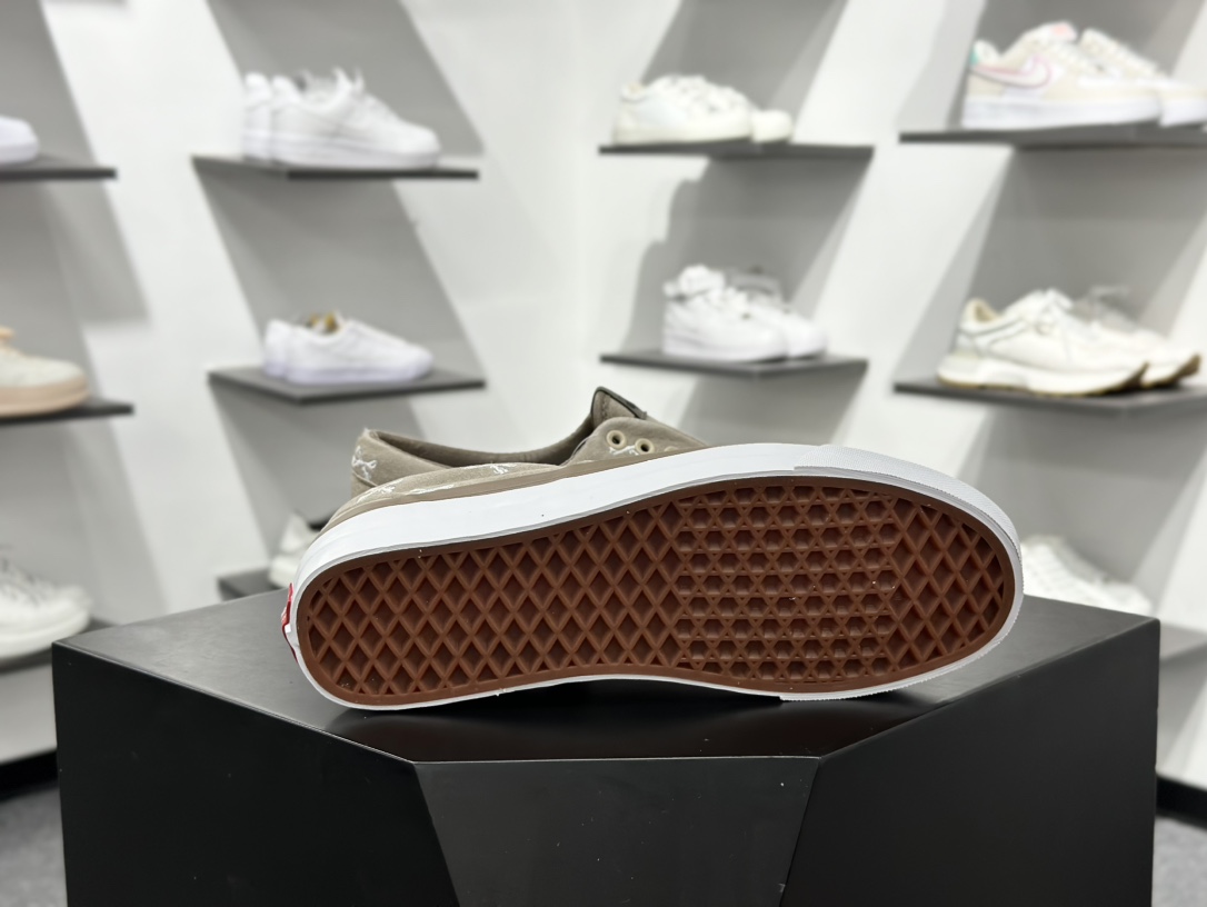WTAPS X Vans Era LX 余文乐西山彻骨头联名款 VN0A3CXNBMD