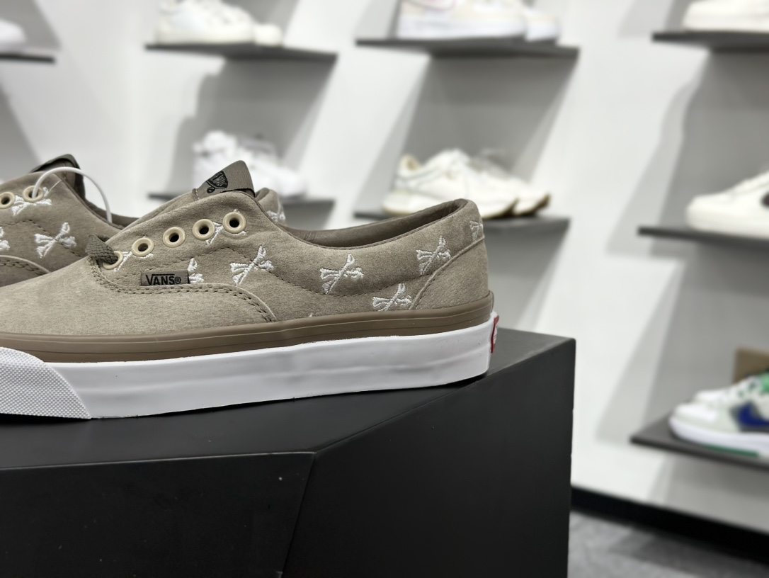WTAPS X Vans Era LX 余文乐西山彻骨头联名款 VN0A3CXNBMD