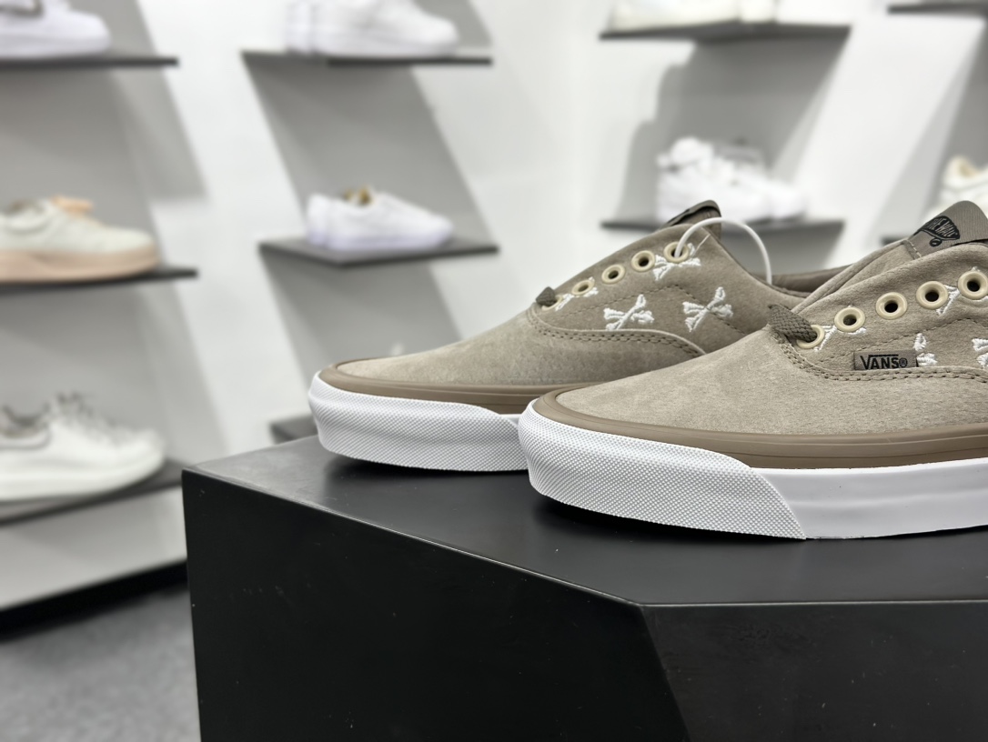 WTAPS X Vans Era LX 余文乐西山彻骨头联名款 VN0A3CXNBMD