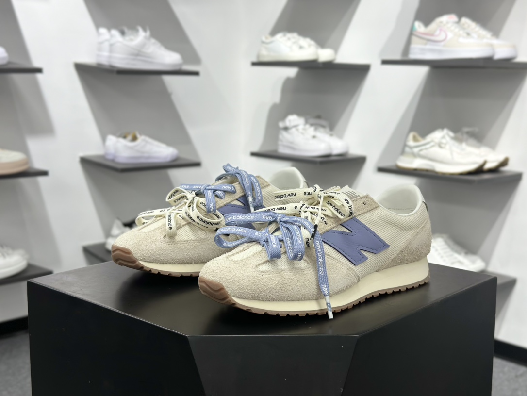 New Balance NB 471系列 471鞋款特别附赠两双带有品牌标识的限定配色鞋带 U471AA