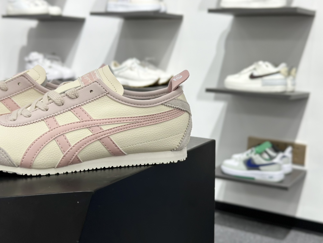 140 Maison Patou x Onitsuka Tiger Mexico 66经典墨西哥系列低帮皮革慢跑鞋“联名白粉虎头” 1183A201-254