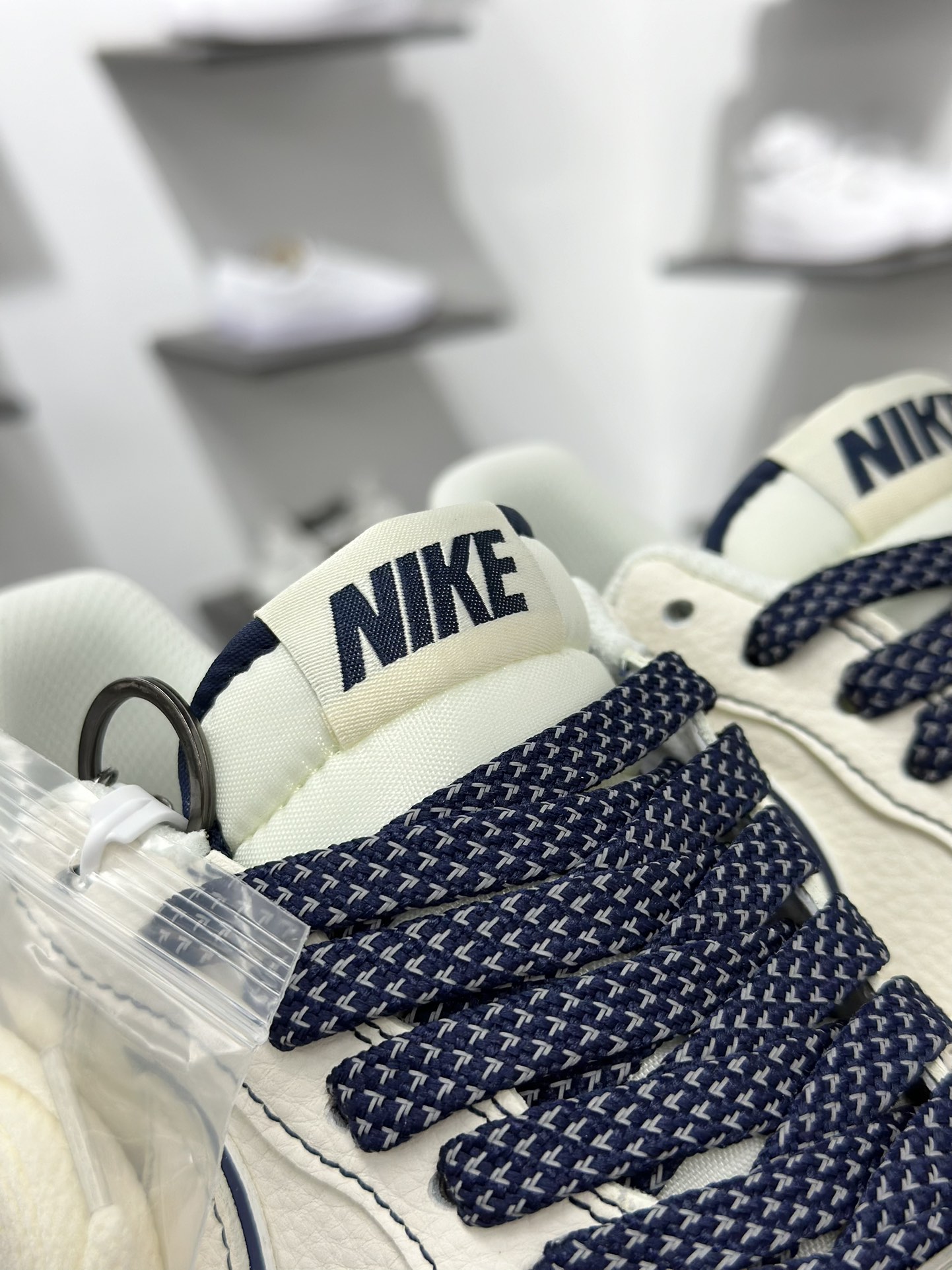260 Air Force 1 '07 Low 米白藏蓝 HH7518-073
