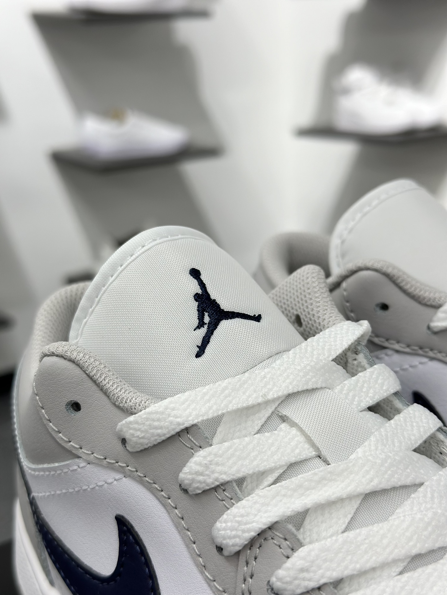220 原装裸鞋级 市面最高工艺产物 Air Jordan 1 Low灰蓝 纯原系列 553558-146