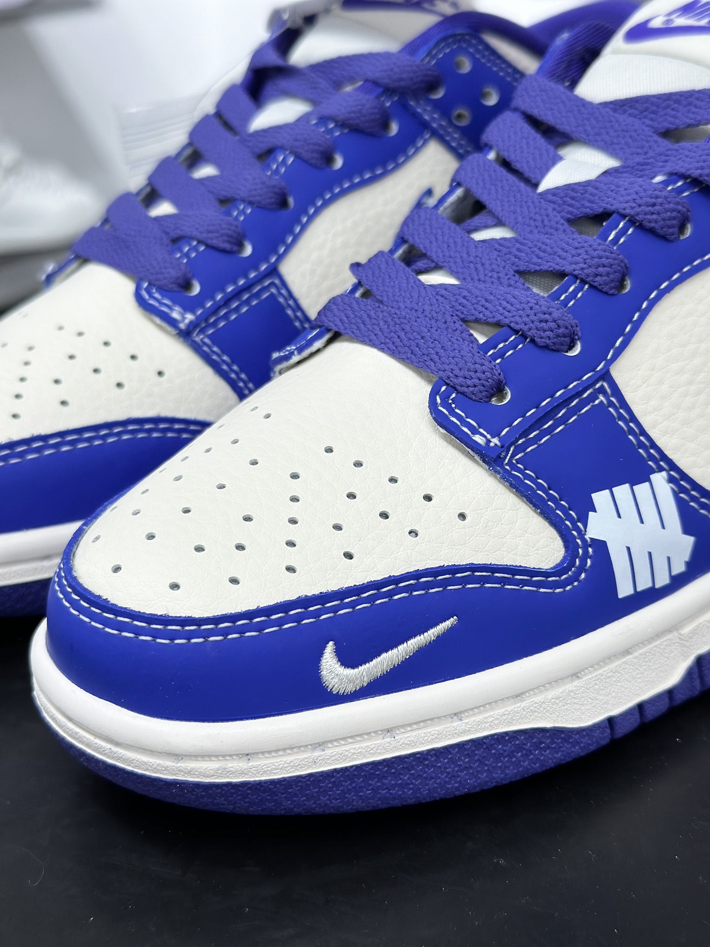 280 Nike SB Dunk Low UN系列 马赛克蓝勾 周年高端定制 低帮休闲板鞋 KK1333-045