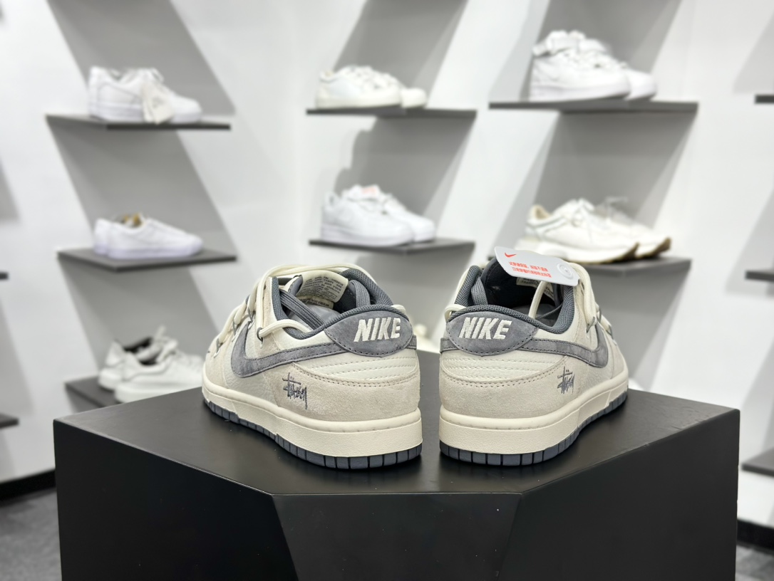 300 NK Dunk Low 定制配色 DM6868-093