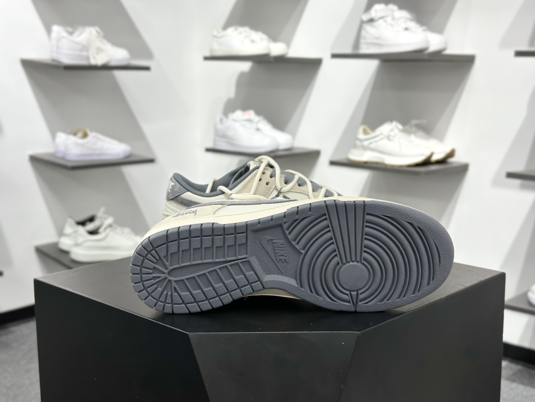 300 NK Dunk Low 定制配色 DM6868-093