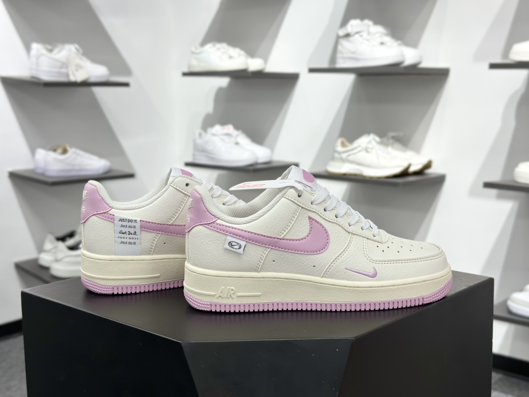 220 Nike Air Force 1 Low 07 白粉小钩
