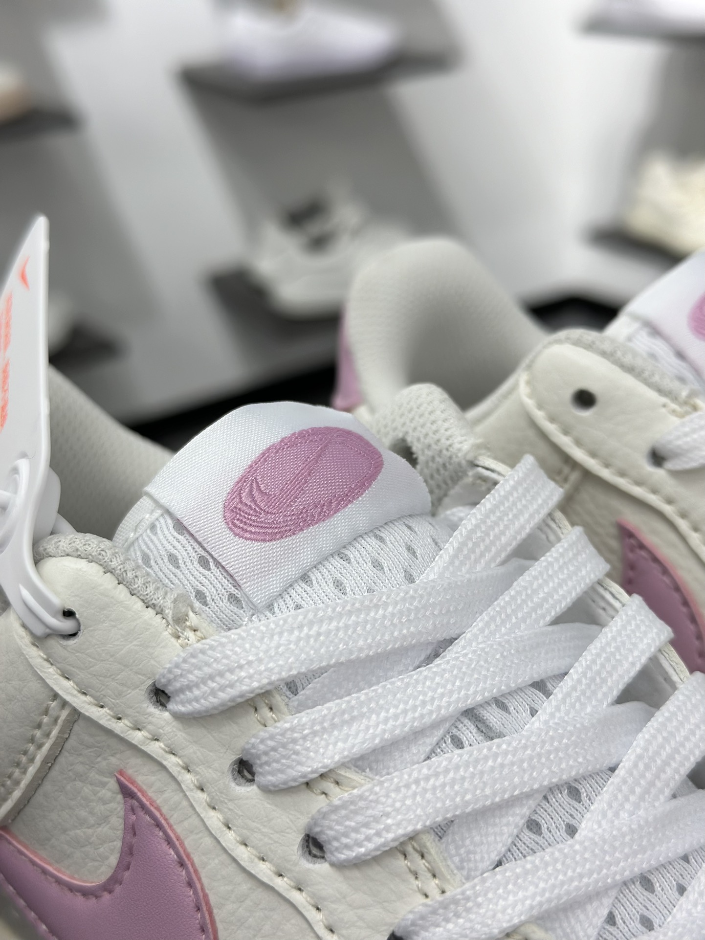 220 Nike Air Force 1 Low 07 白粉小钩
