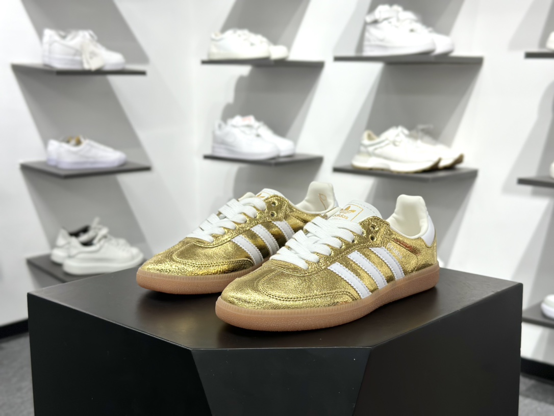 200 Adidas Samba 复古桑巴板鞋 KI5719