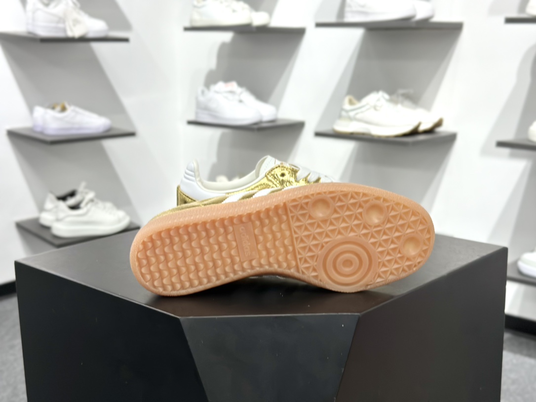 200 Adidas Samba 复古桑巴板鞋 KI5719