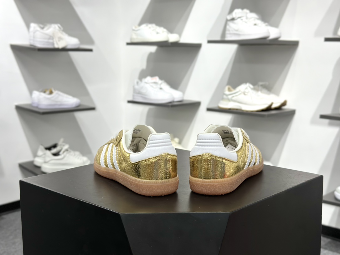 200 Adidas Samba 复古桑巴板鞋 KI5719