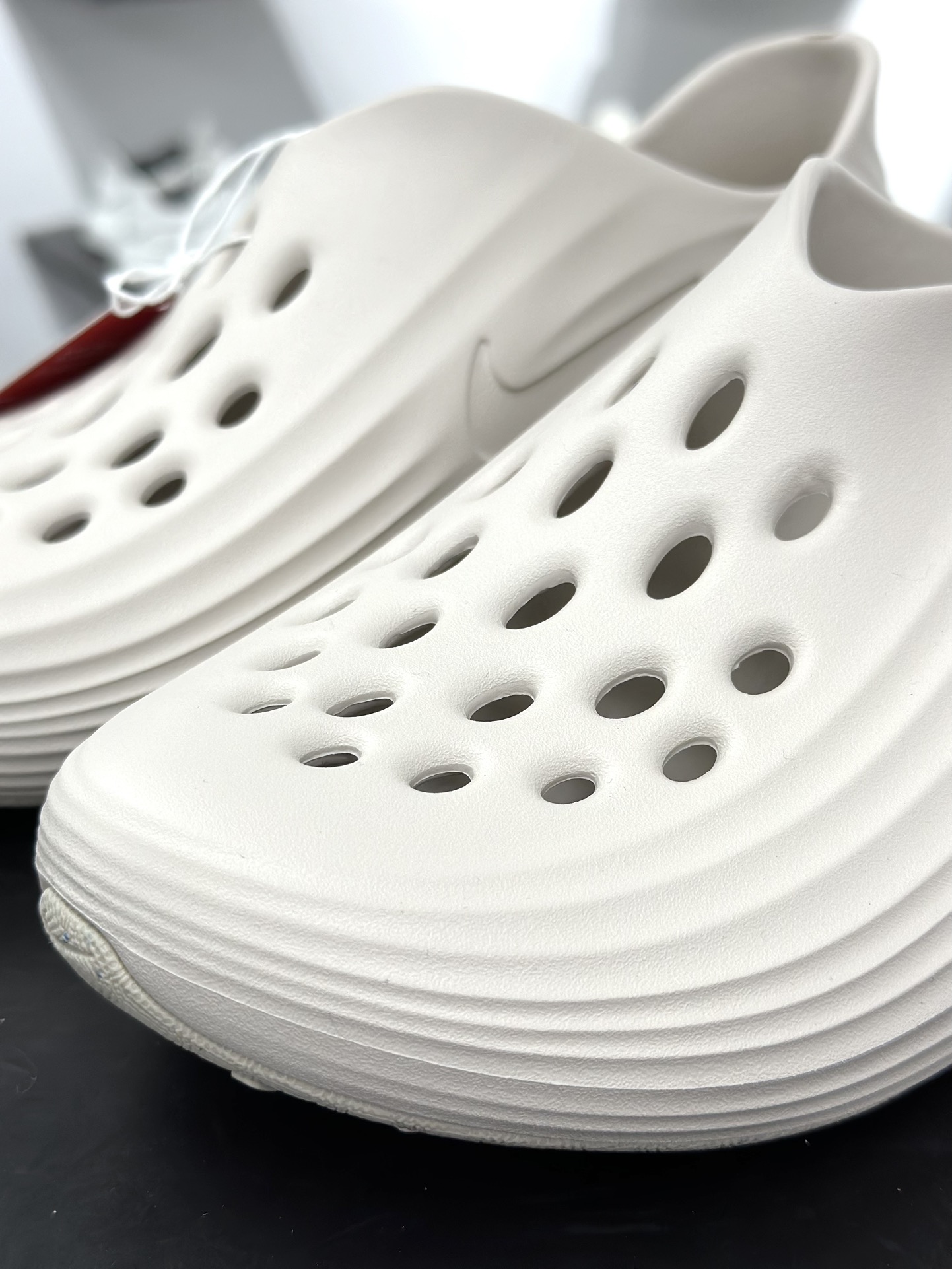 120 Nike ReactX Rejuven8 一脚蹬夏日穿搭凉鞋香槟金 HV5060-100
