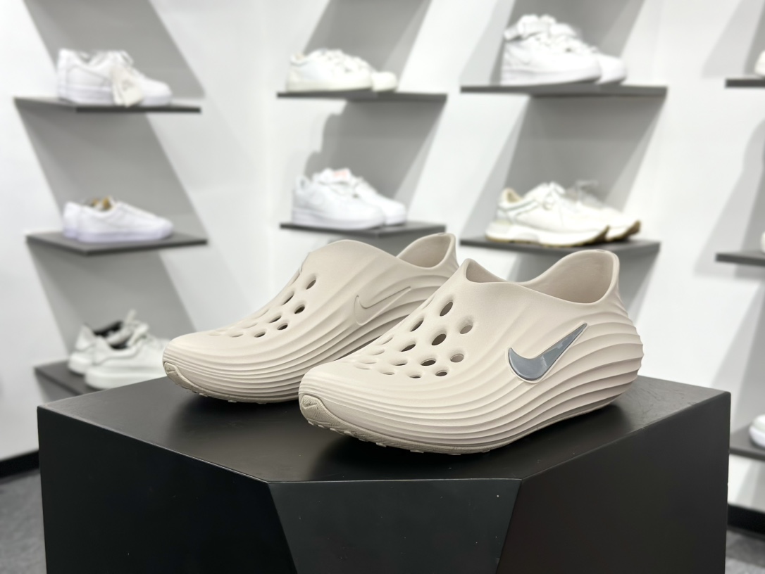 120 Nike ReactX Rejuven8 一脚蹬夏日穿搭凉鞋香槟金 HV5060-100