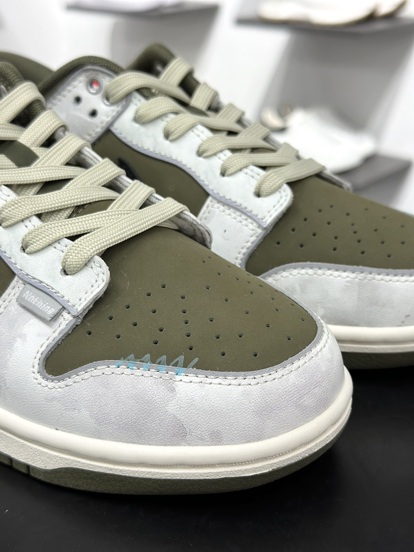 280 Nike SB Dunk Low 小米Su7联名 XX3168-166