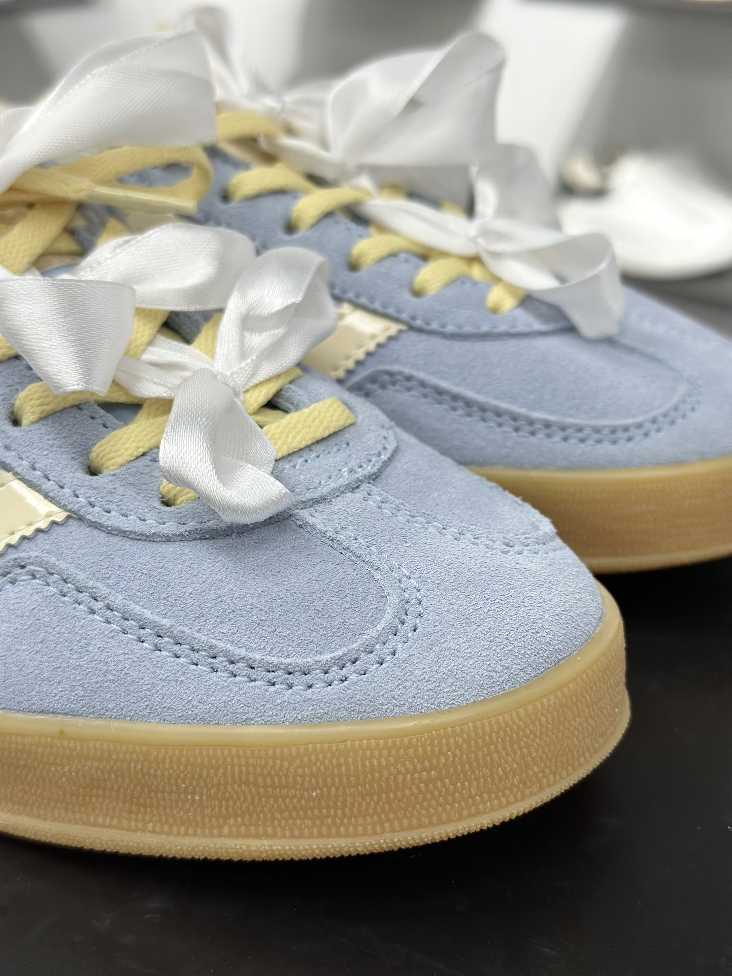 AD Original Gazelle Indoor Trainers 瞪羚室内鞋系列低帮复古百搭休闲运动德训风板鞋 JR8029