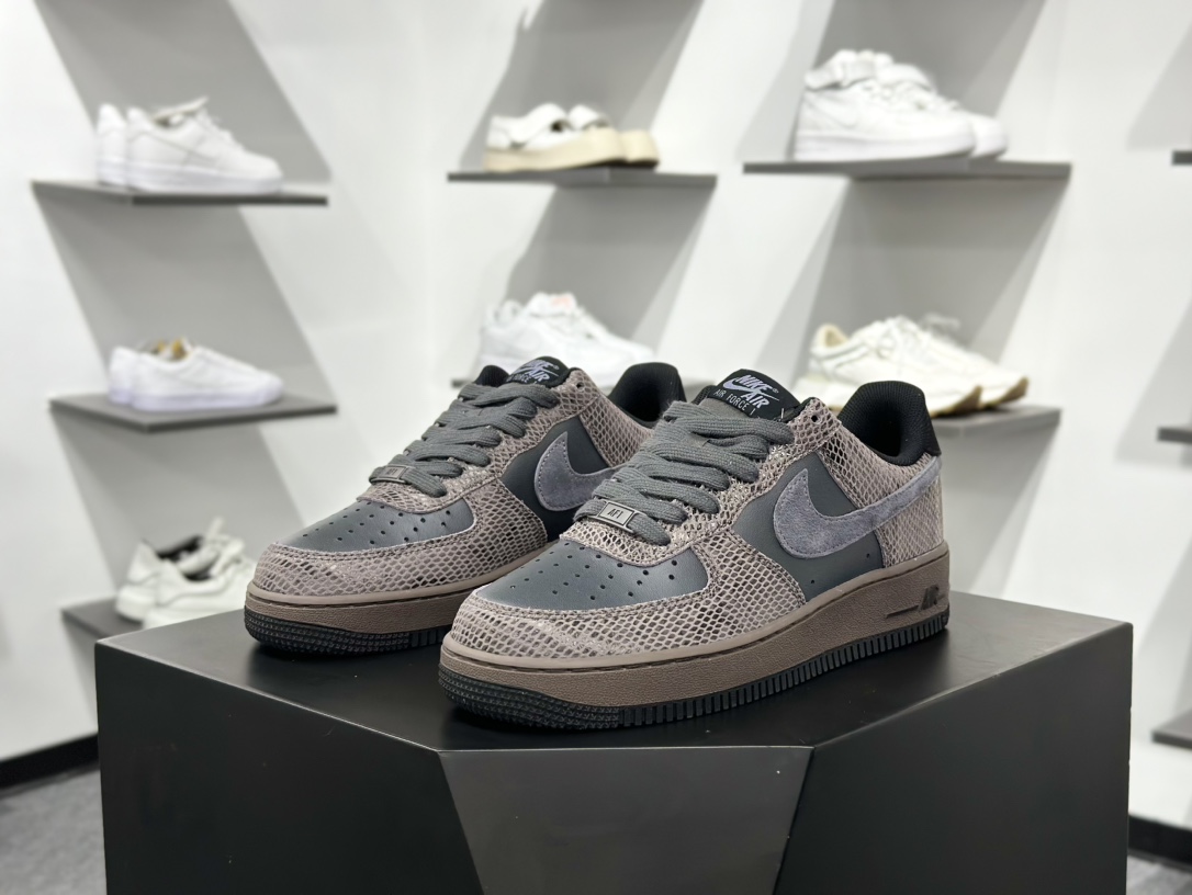 200 Nike Air Force 1 Low 07 黑灰 HF2898-001
