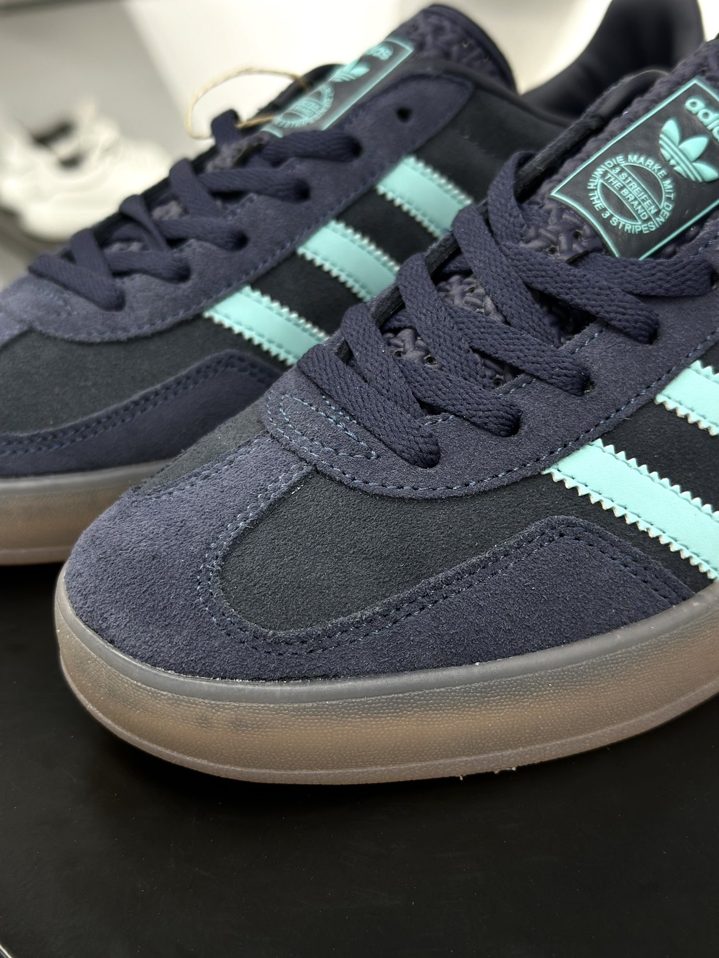 160 adidas Originals Gazelle INdoor 蓝绿 三叶草休闲防滑耐磨低帮板鞋 JI2587