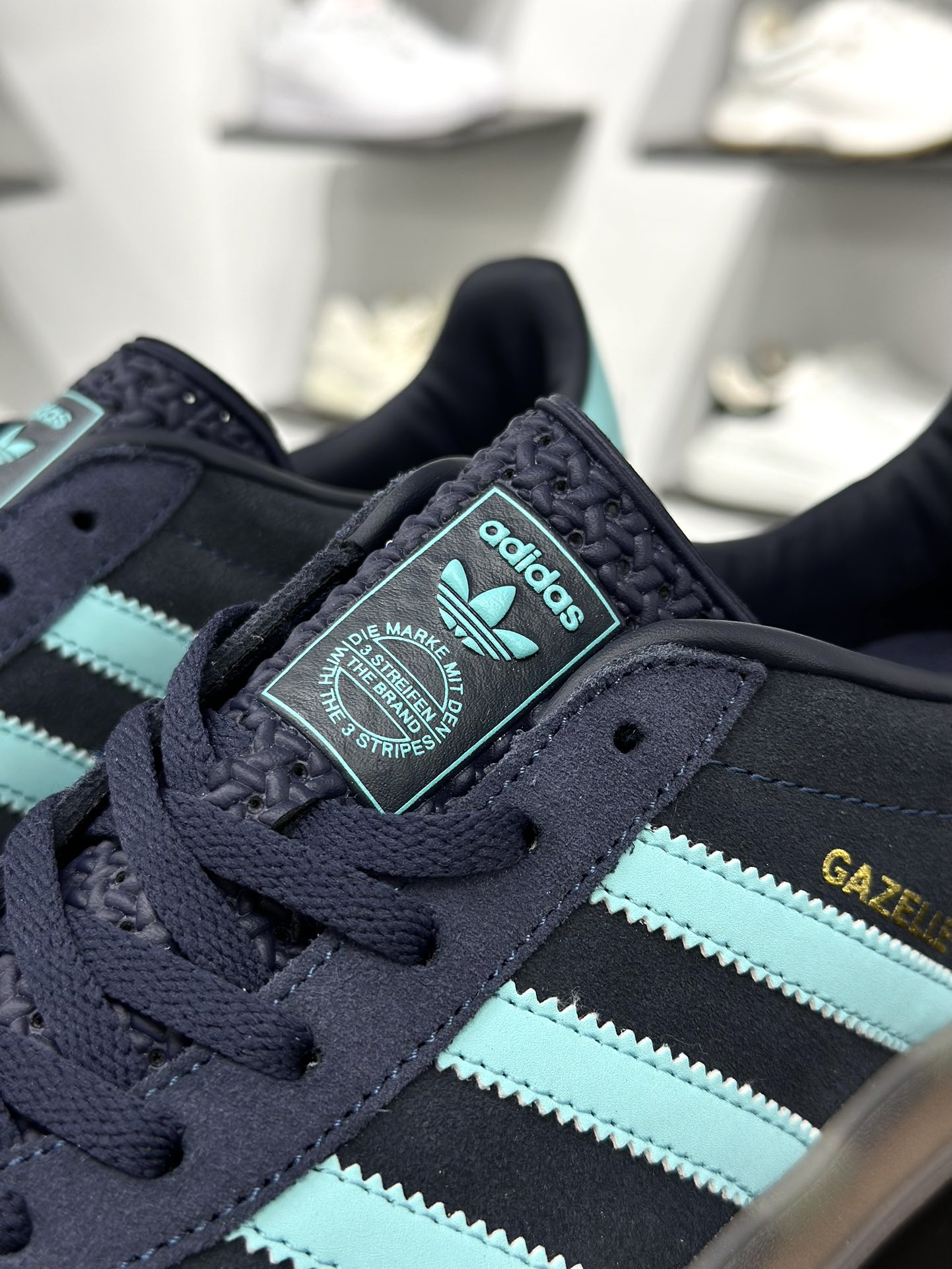 160 adidas Originals Gazelle INdoor 蓝绿 三叶草休闲防滑耐磨低帮板鞋 JI2587