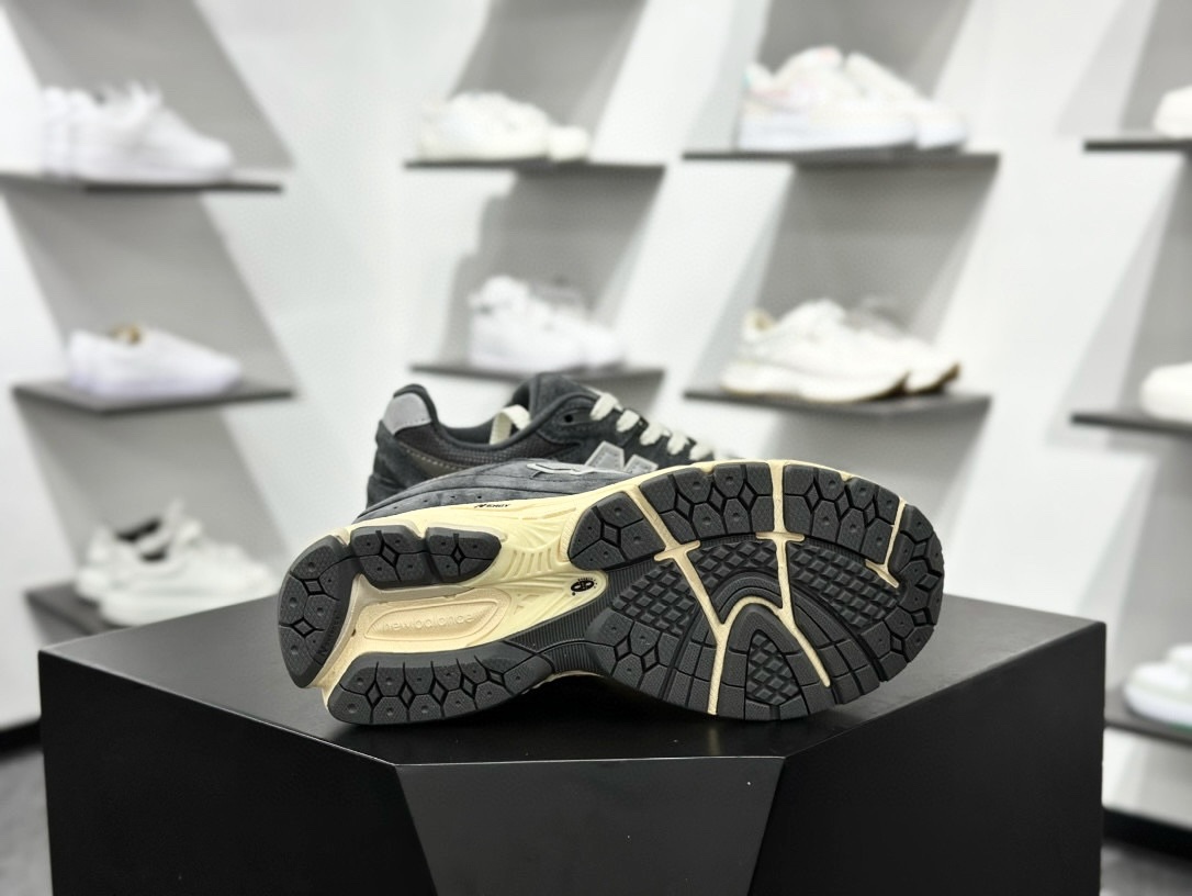 New Balance ”Protection Pack” 2002系列 雨云灰 复古休闲跑步鞋 M2002RHO