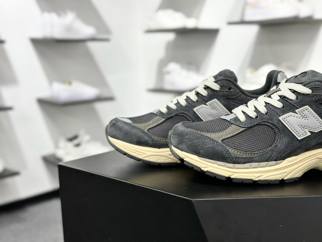 New Balance ”Protection Pack” 2002系列 雨云灰 复古休闲跑步鞋 M2002RHO