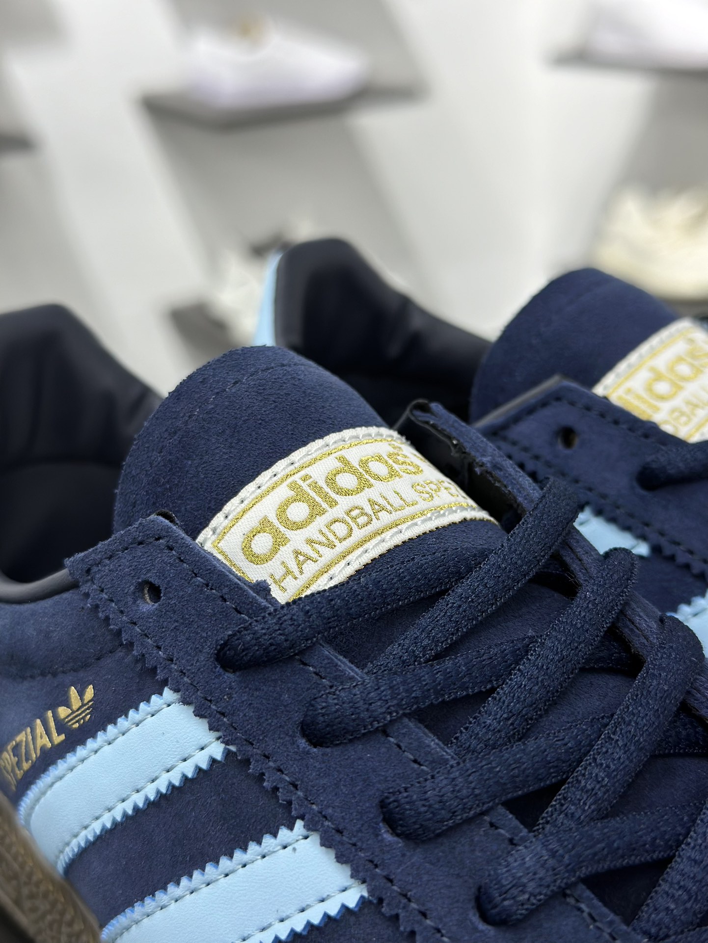 Originals Handball SPZL 手球运动员系列百搭休闲运动板鞋 BD7633