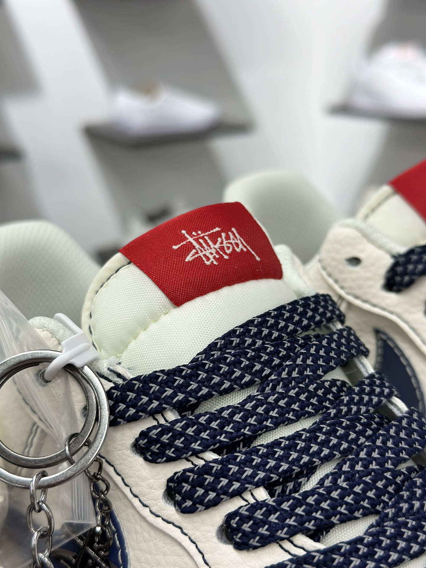 Nike Air Force 1 Low 07 x Stussy 白蓝红双小钩满天星 HH7518-072