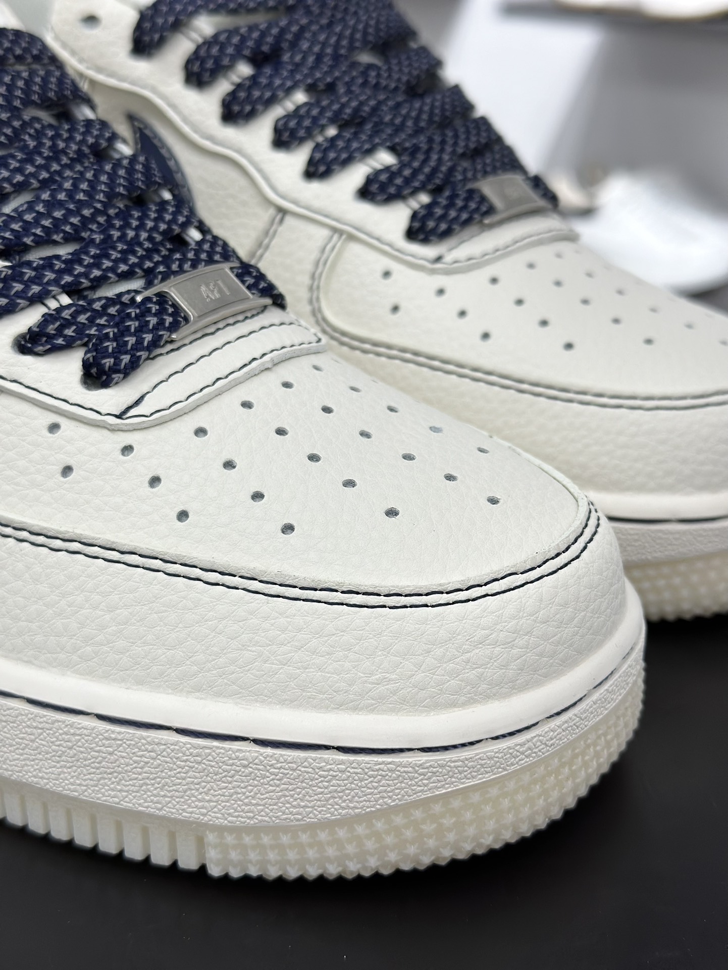 Nike Air Force 1 Low 07 x Stussy 白蓝红双小钩满天星 HH7518-072