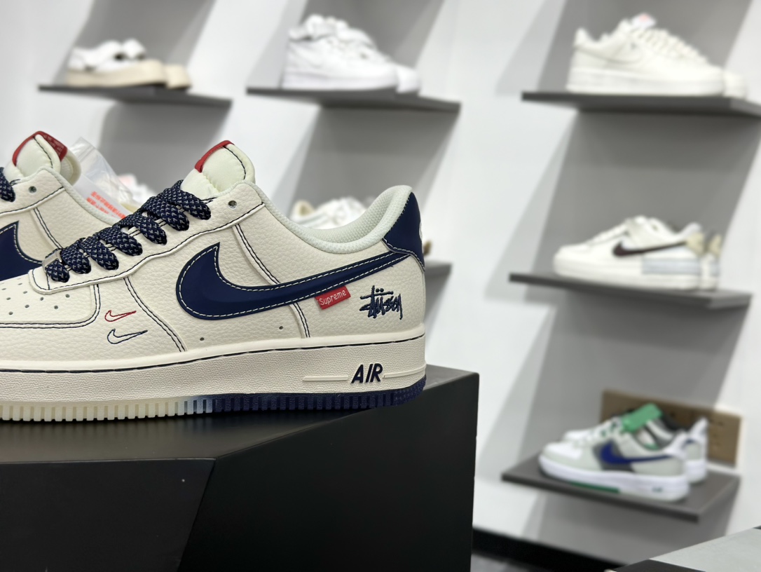 Nike Air Force 1 Low 07 x Stussy 白蓝红双小钩满天星 HH7518-072