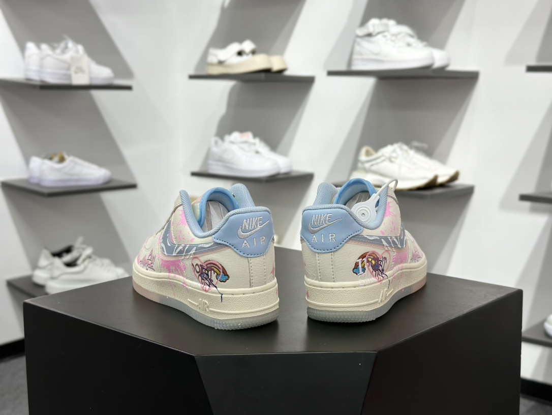 260 Nike Air Force 1 Low 07 米粉蓝涂鸦双小钩 CW1574-058