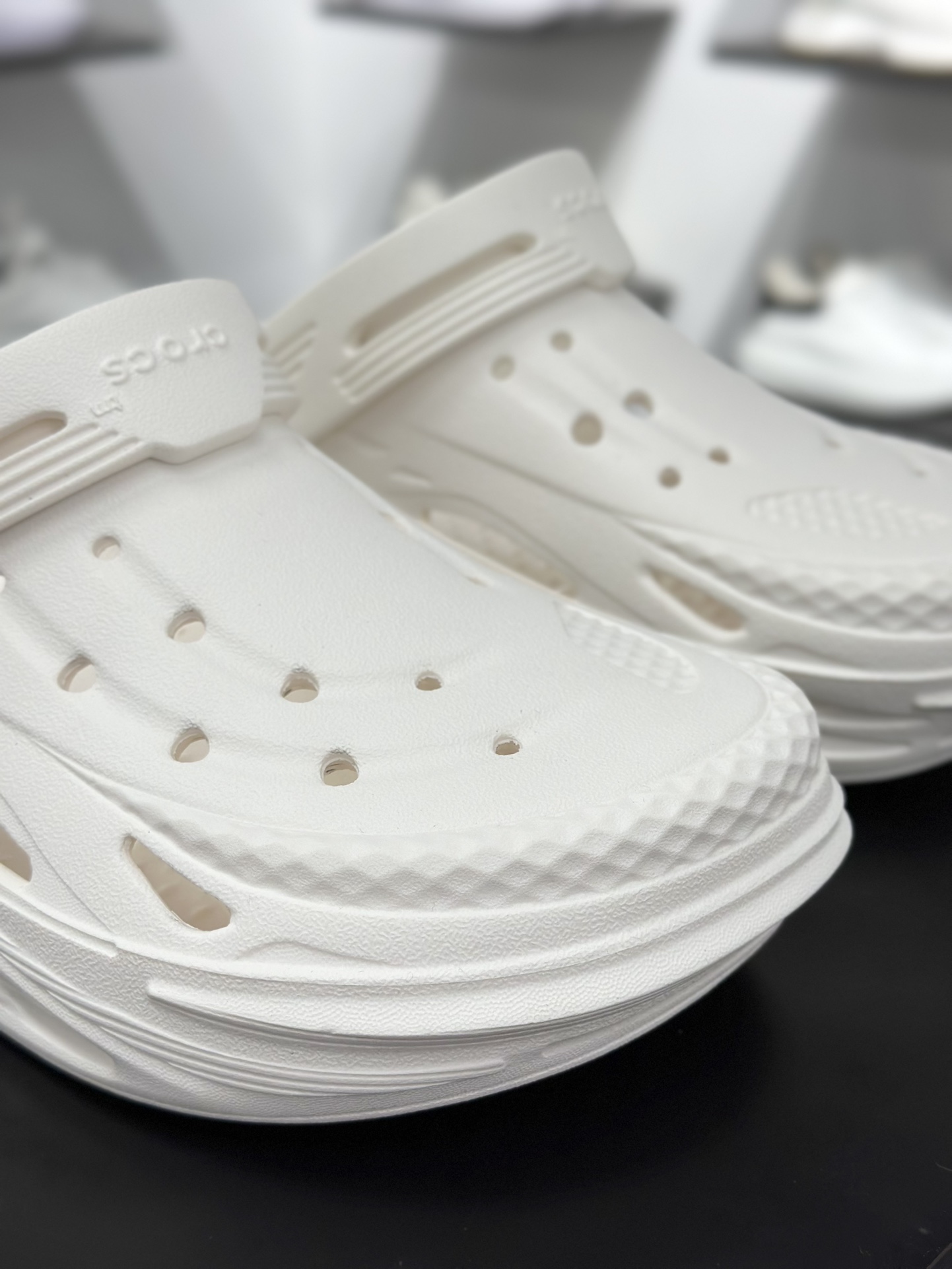 Crocs Classic Cl卡骆驰简约休闲沙滩洞洞拖鞋凉鞋 游艇 透明防水袋包装