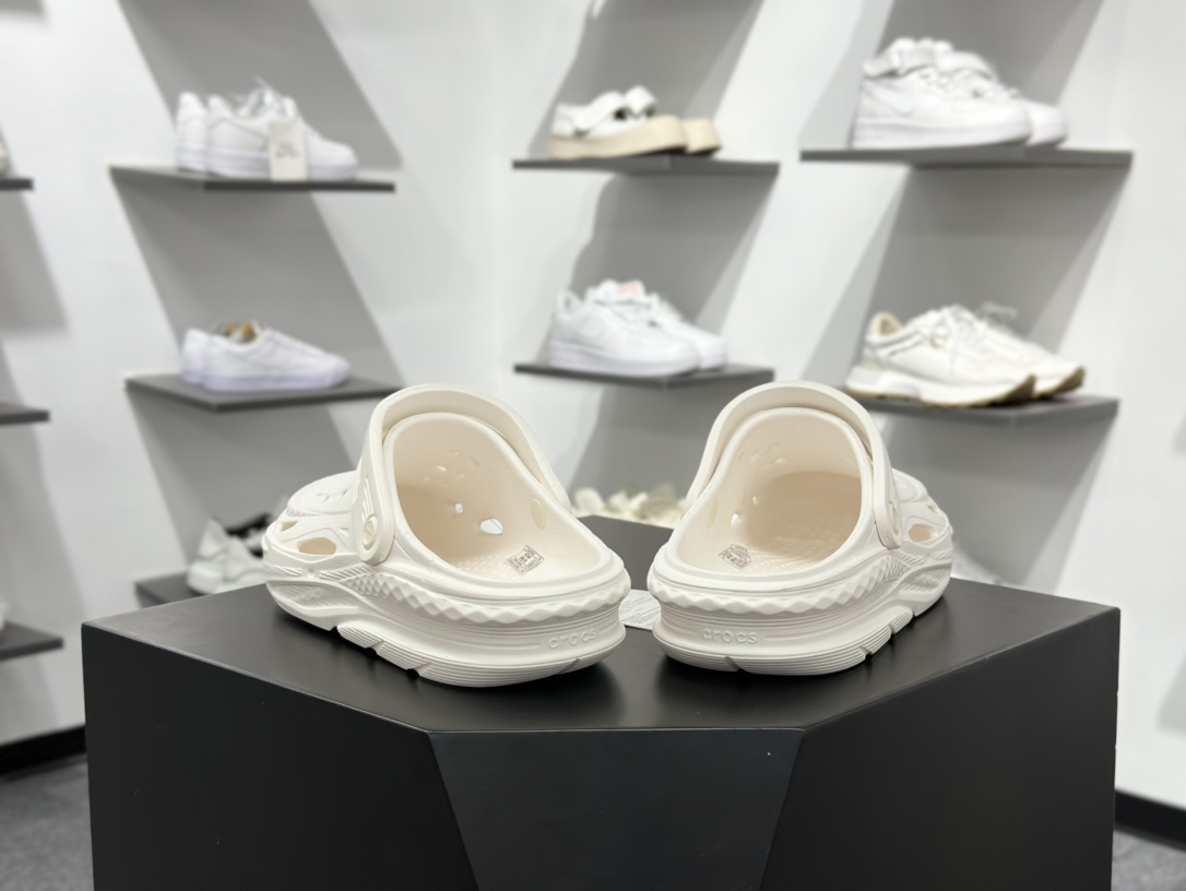Crocs Classic Cl卡骆驰简约休闲沙滩洞洞拖鞋凉鞋 游艇 透明防水袋包装