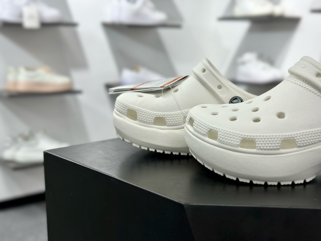 卡骆驰/Crocs Classic Platform ClSandals 经典平台系列云朵松糕厚底沙滩涉水百搭凉鞋