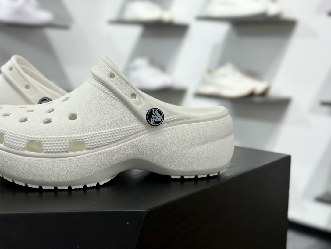 卡骆驰/Crocs Classic Platform ClSandals 经典平台系列云朵松糕厚底沙滩涉水百搭凉鞋