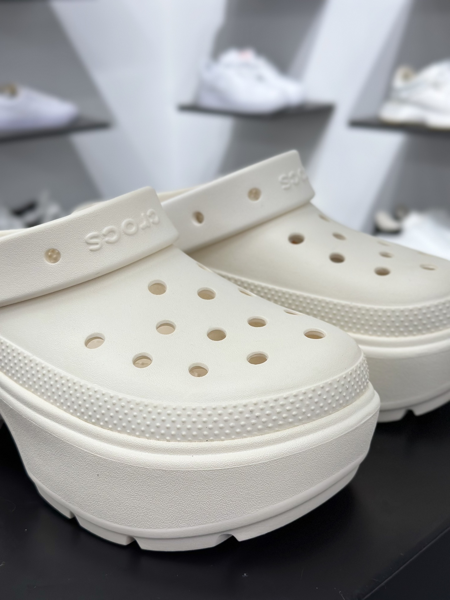 Crocs 卡骆驰 雪屋款 超轻Croslite专利材料打造