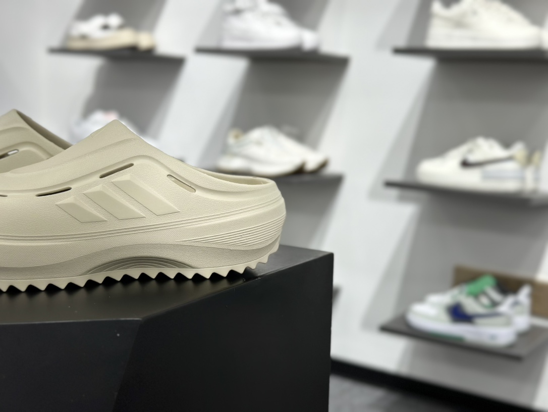 阿迪达斯 Adidas 波波凉鞋 OZWAVE CL波波凉鞋 沙滩拖鞋 稳定缓震回弹厚底老爹拖鞋 JR6758
