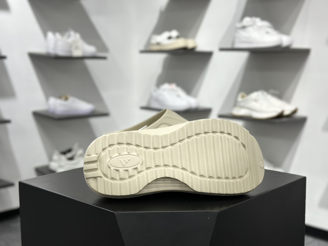 阿迪达斯 Adidas 波波凉鞋 OZWAVE CL波波凉鞋 沙滩拖鞋 稳定缓震回弹厚底老爹拖鞋 JR6758