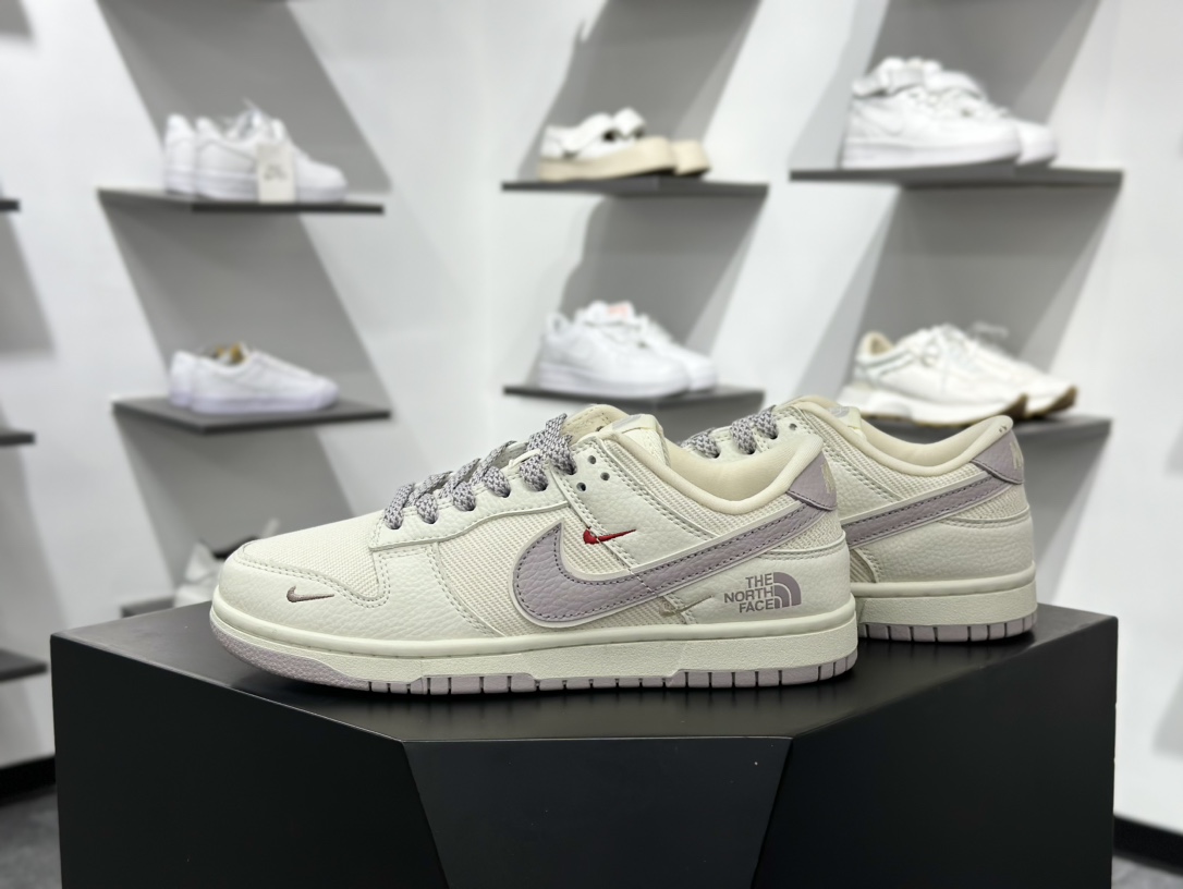 Nike SB Dunk Low 北面联名 SC9207-413