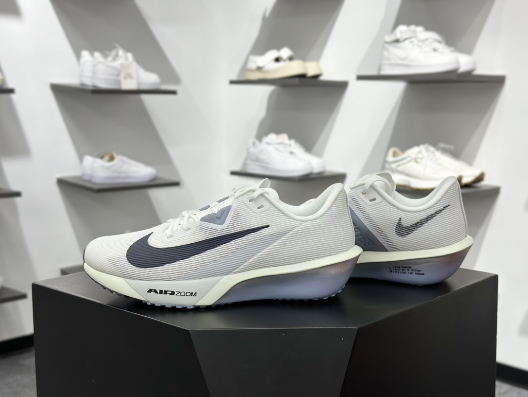 NK ZoomX Invincible Run Flyknit 6 轻量跑鞋 飞织低帮休闲运动慢跑鞋 厚底增高 老爹鞋 FV6040-102