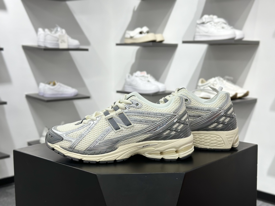 NB新百伦New Balance M1906R 系列复古老爹风休闲运动慢跑鞋 M1906RFS