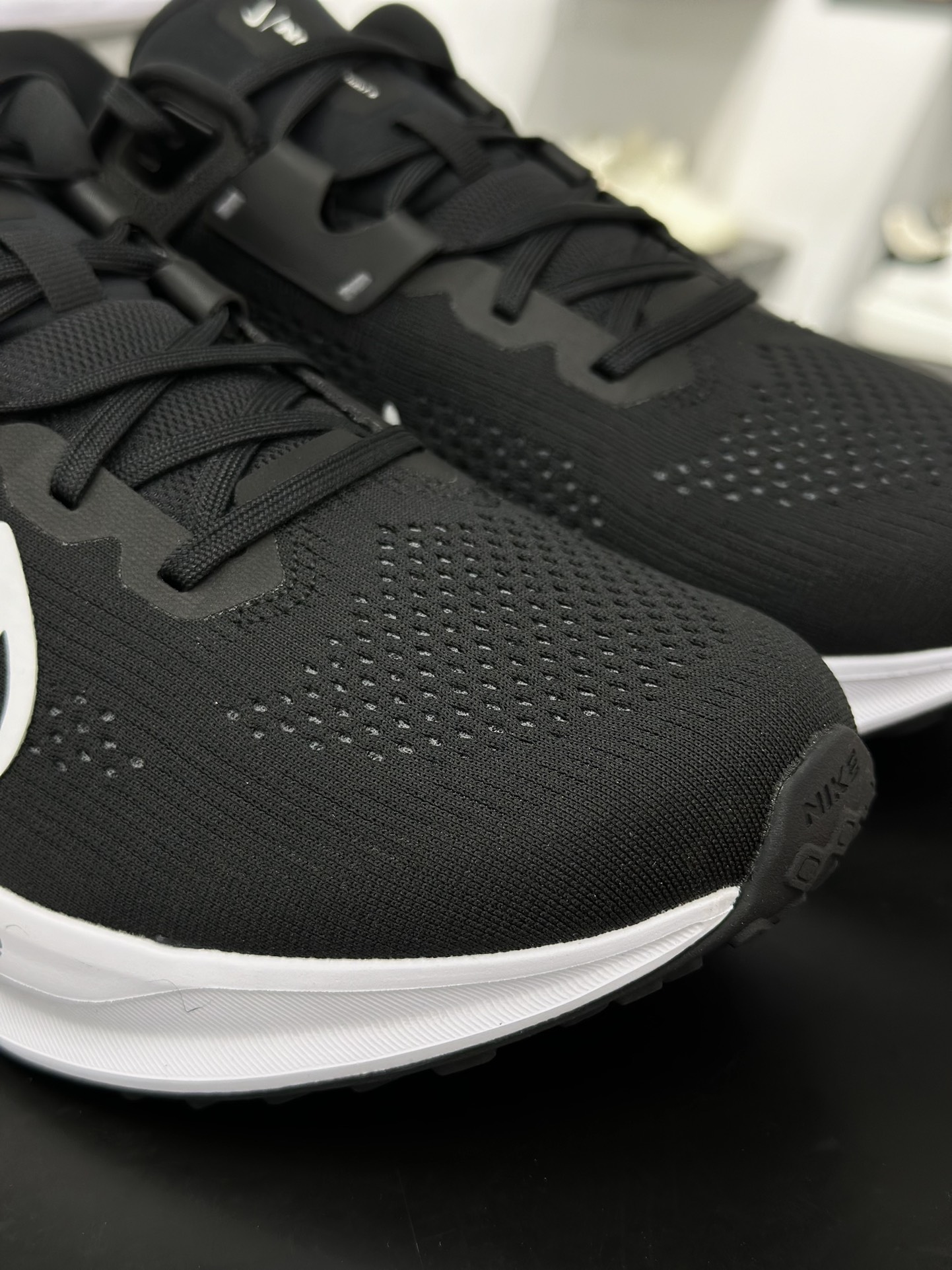 NIKE QUEST 6 全新跑鞋网面透气 时尚休闲跑步鞋 FD6033-001