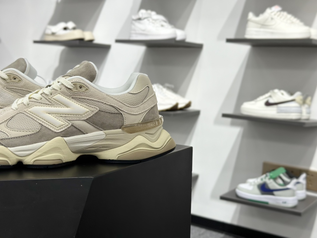 New Balance NB9060 联名款 复古休闲运动慢跑鞋 米灰色 U9060JBC